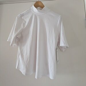 Athleta mock neck white shirt
